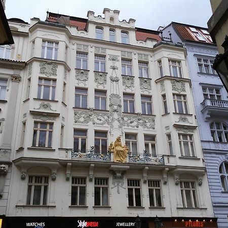 Charles IV Apartments Prag Eksteriør billede