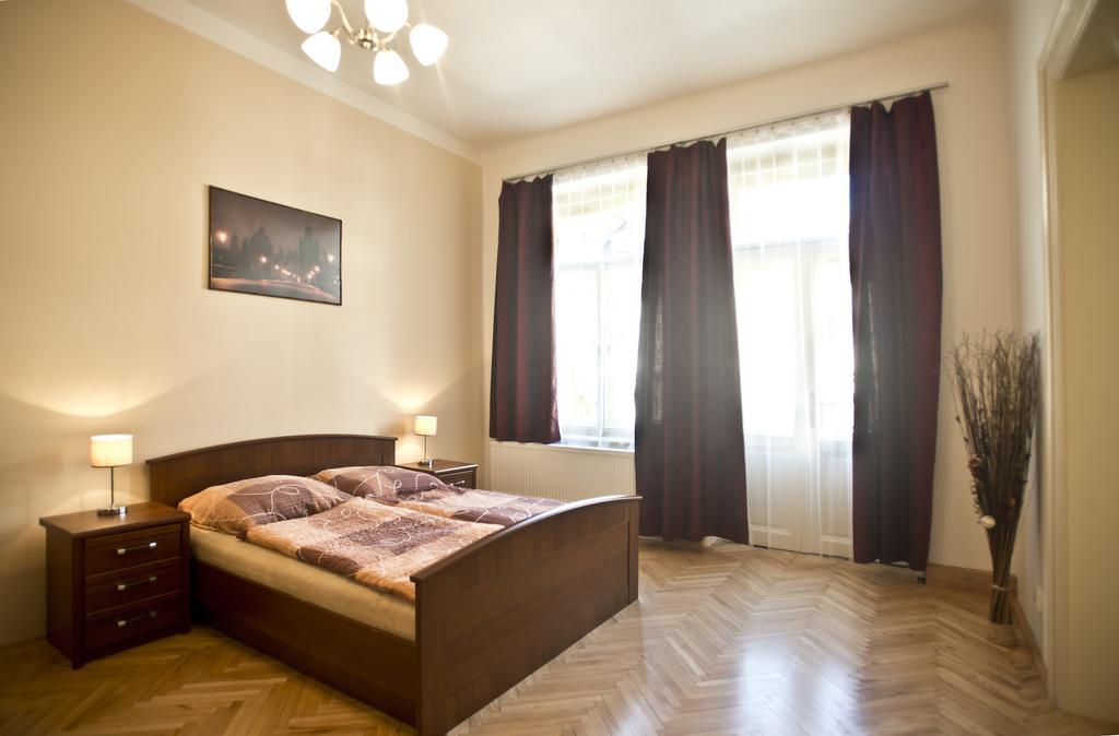Charles IV Apartments Prag Eksteriør billede