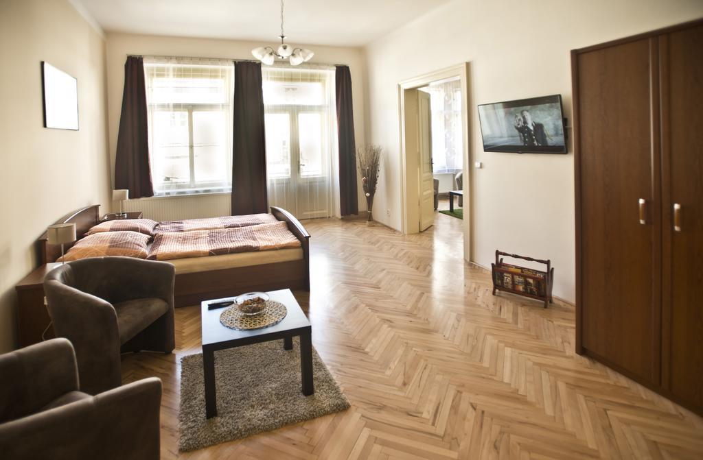Charles IV Apartments Prag Eksteriør billede
