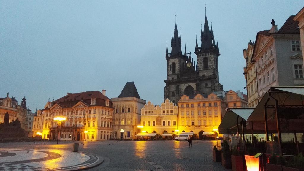 Charles IV Apartments Prag Eksteriør billede