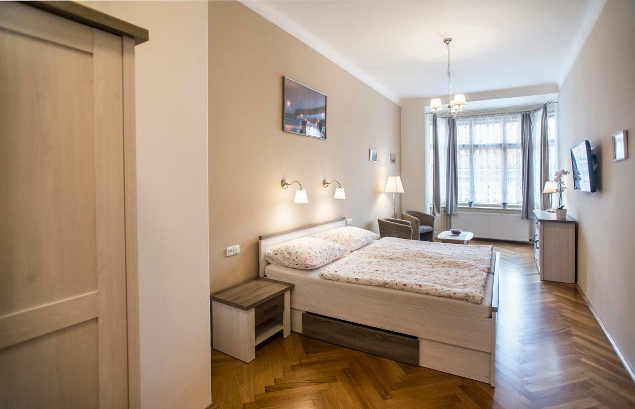 Charles IV Apartments Prag Eksteriør billede