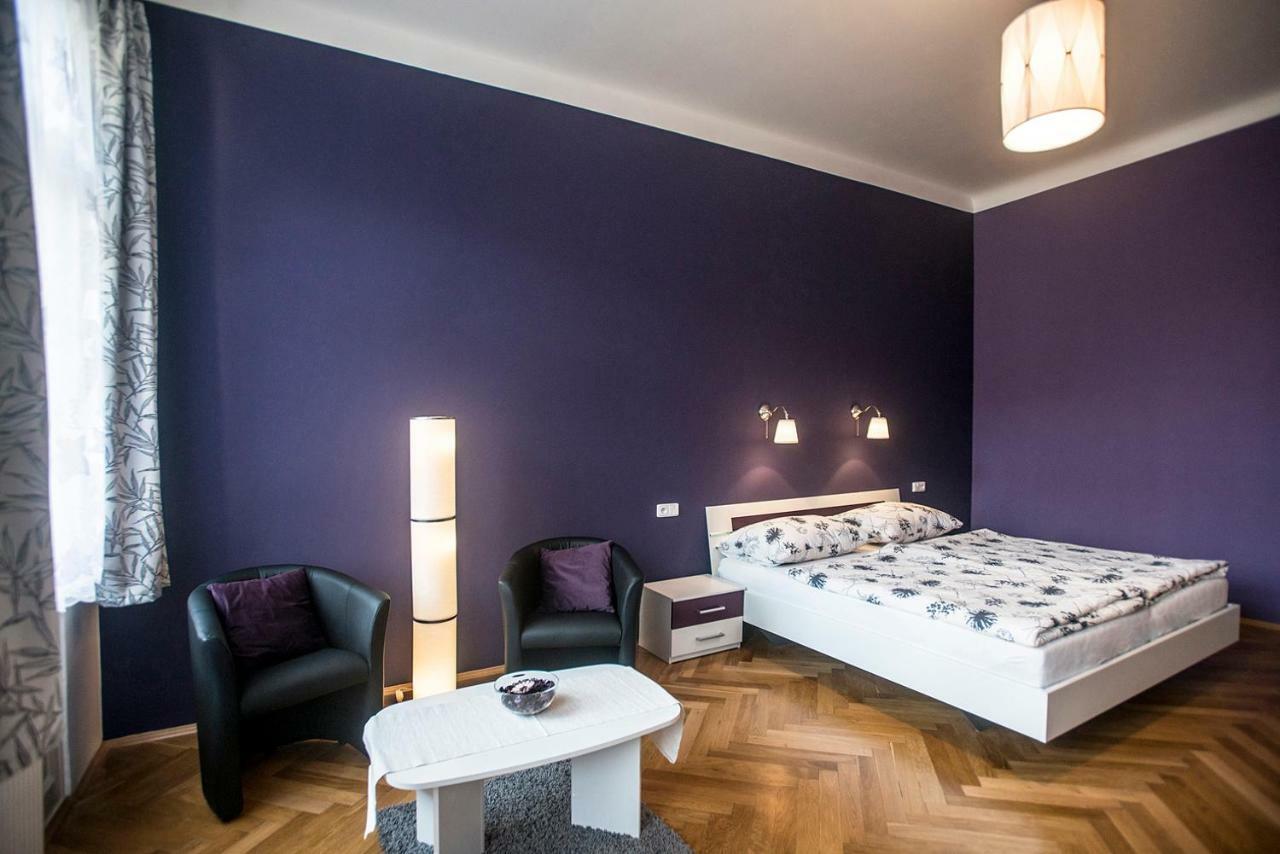 Charles IV Apartments Prag Eksteriør billede
